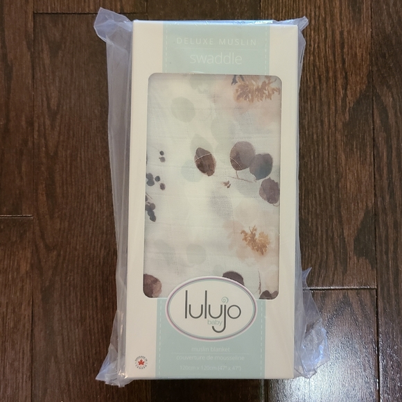 Muslin swaddle - Picture 1 of 2